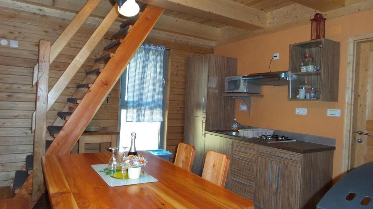 צ'רקנו Apartments Za Grapo מראה חיצוני תמונה